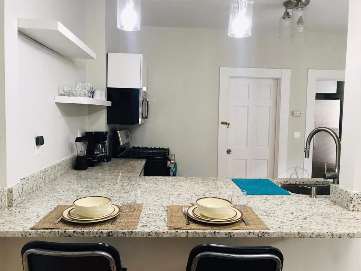 Renovated, 10 Min From The City Boston Exterior photo