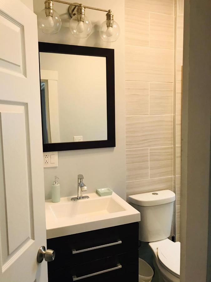 Renovated, 10 Min From The City Boston Exterior photo