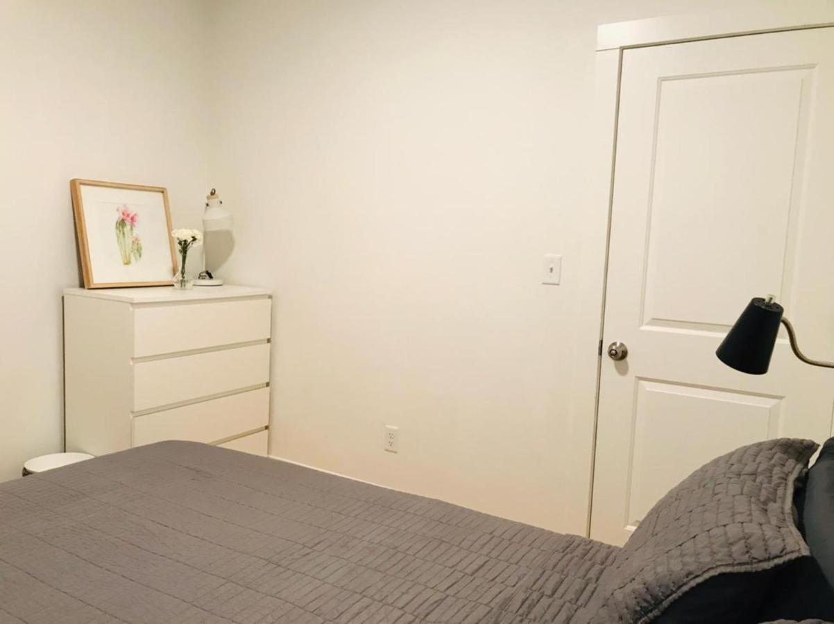 Renovated, 10 Min From The City Boston Exterior photo