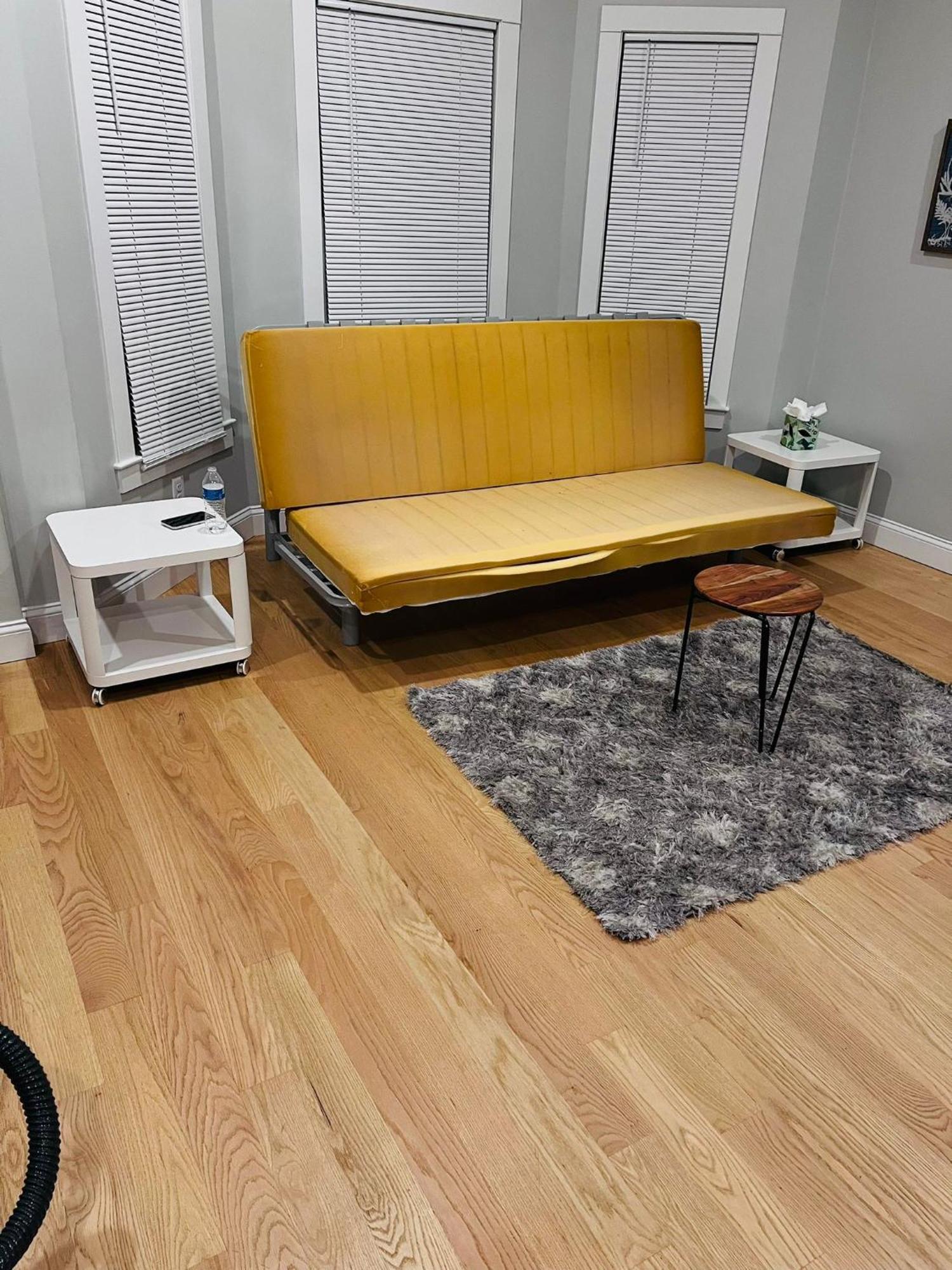 Renovated, 10 Min From The City Boston Exterior photo